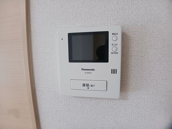 セキュリティ　来客の顔が見えて安心！TVモニターホン付きです♪