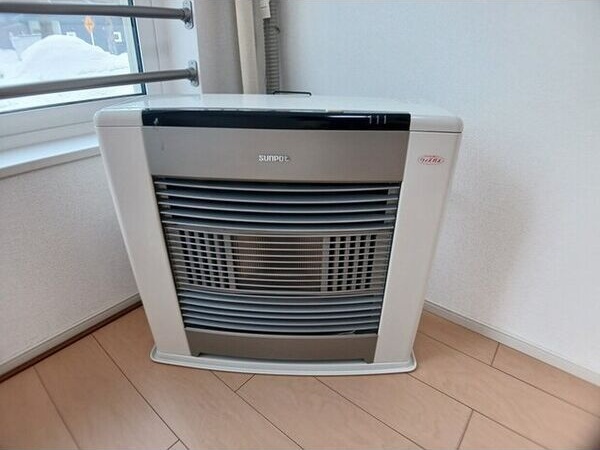 その他設備　FF暖房が付いています。