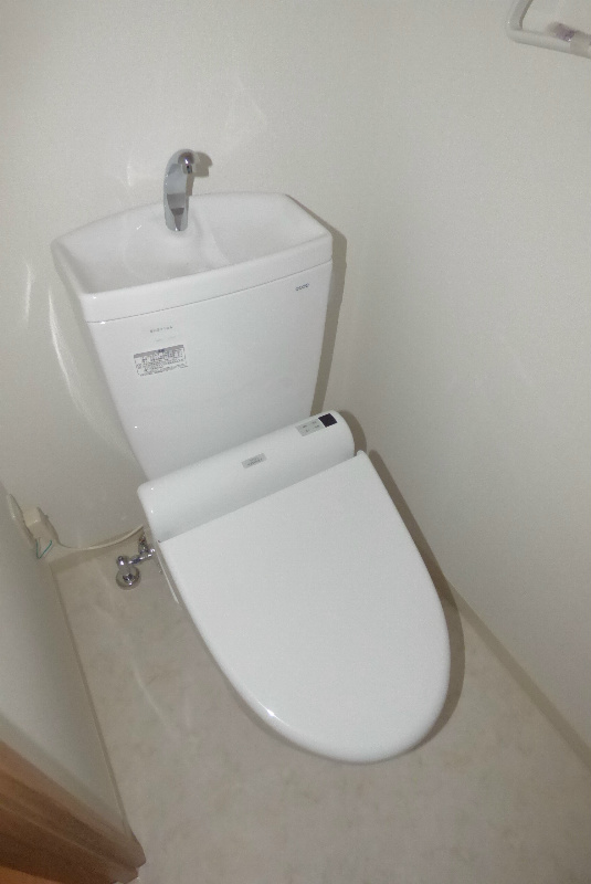 トイレ　※同物件参考写真