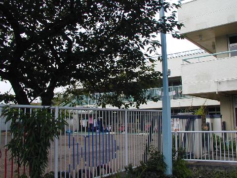 幼稚園・保育園　小平市立花小金井保育園（幼稚園・保育園）まで129m