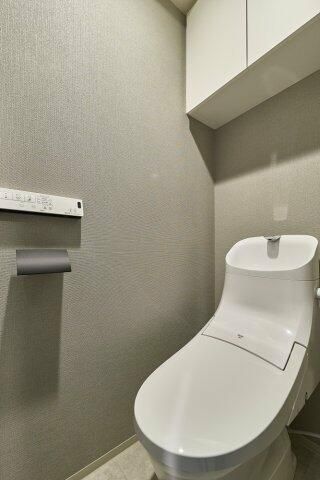 トイレ　別タイプ部屋　参考写真です