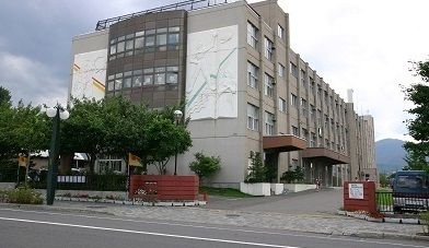 小学校　発寒小学校（小学校）まで850m