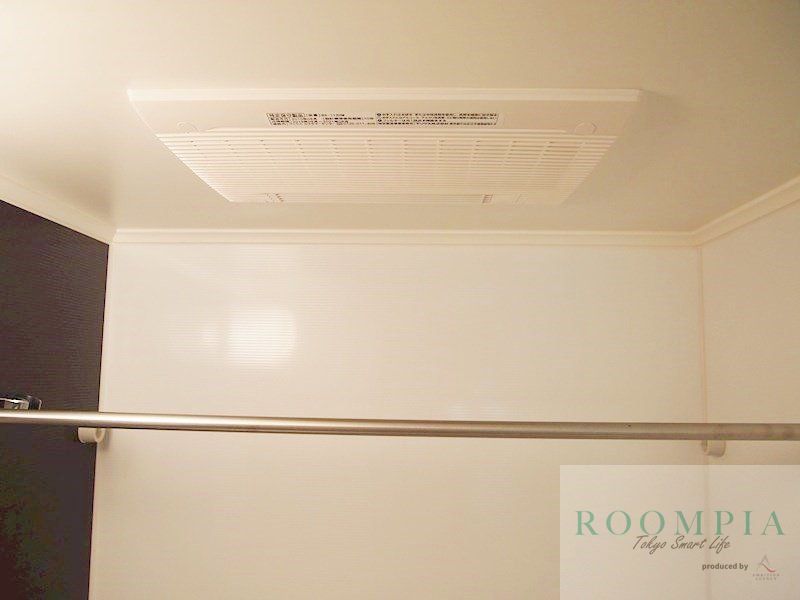 バス・シャワールーム　※同タイプの別のお部屋です。