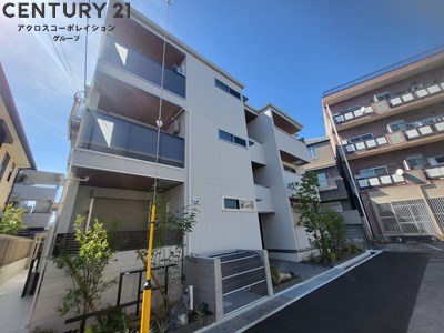 建物外観　オートロック付きで安心！