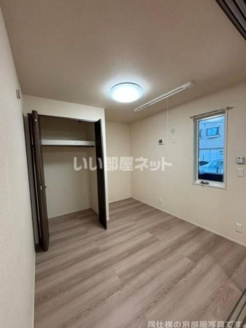 RETOLIA瓦口CRESTの内装写真