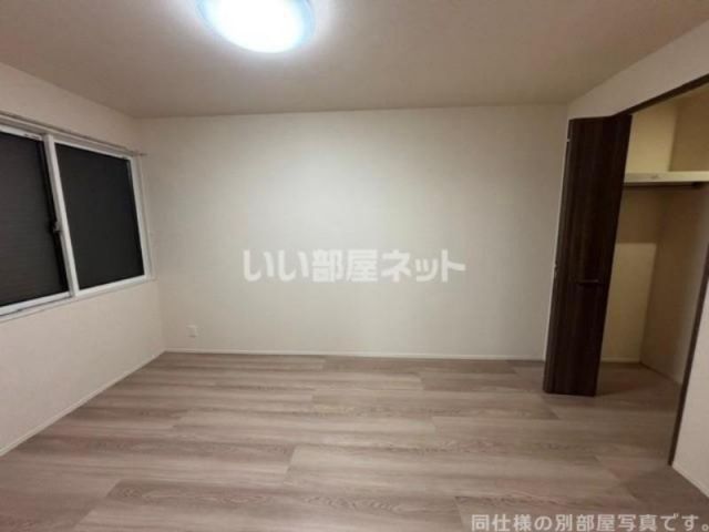 RETOLIA瓦口CRESTの内装写真