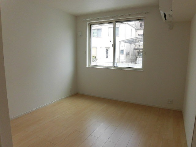居室・リビング　明るいお部屋です。