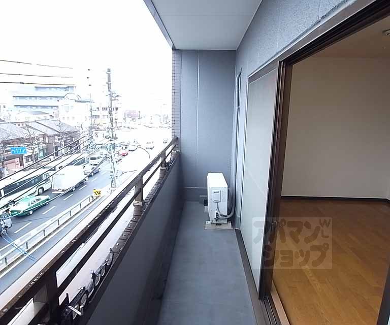 バルコニー　バルコニ