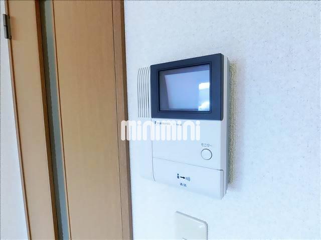 セキュリティ　突然の来客時もＴＶモニターホンでしっかり確認。