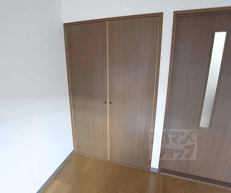 収納　１０６号室　室内写真