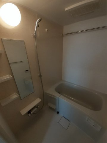 バス・シャワールーム　日々の暮らしに欠かせないお風呂です