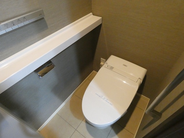 トイレ　参考写真