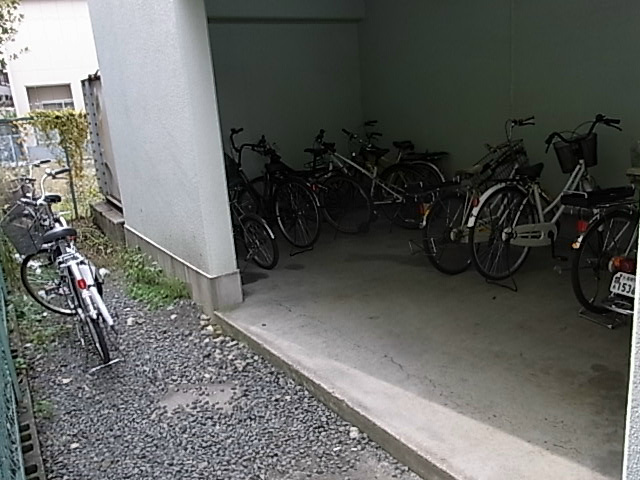 ロビー　駐輪場