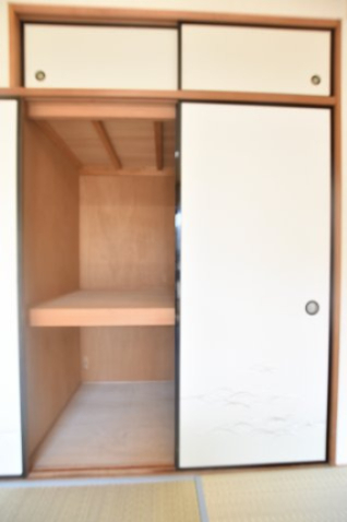 収納　同物件、別部屋のお写真となります。ご参考までにご覧ください。