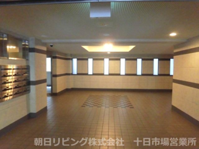 ロビー　エントランス