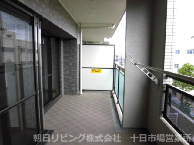 バルコニー　南に面したバルコニー
