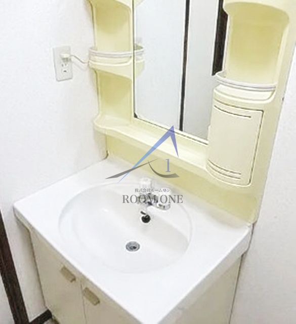 洗面設備　洗面台です。