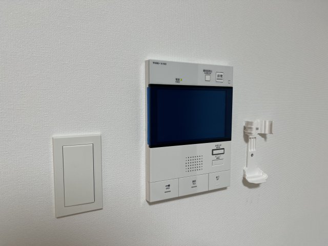 セキュリティ　＊居住中の為別部屋参照