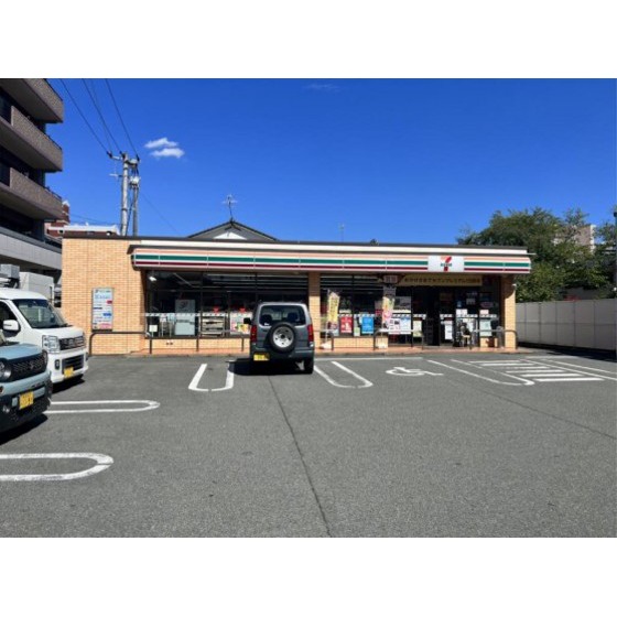 コンビニ　セブンイレブン熊本坪井３丁目店（コンビニ）まで228m