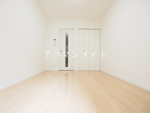 居室・リビング　居間です