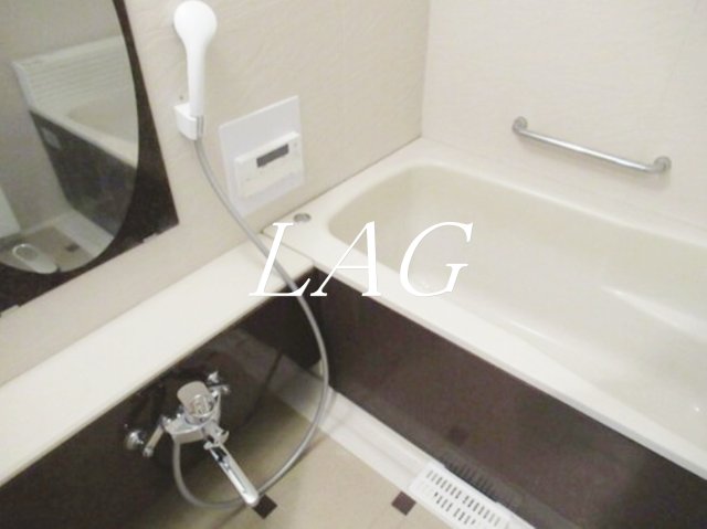 バス・シャワールーム　お風呂です。