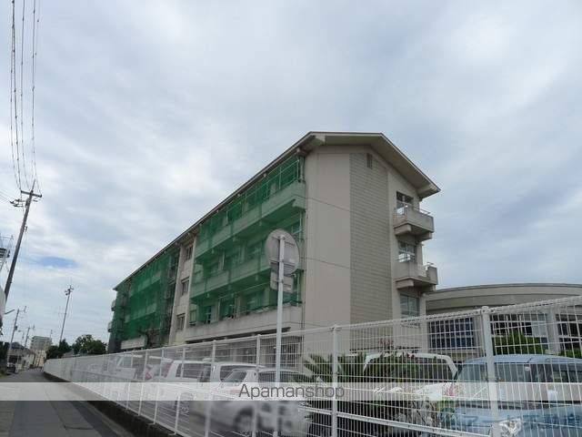 中学校　城西中学校（中学校）まで1395m