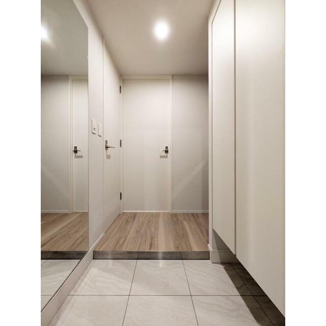 玄関　洗面所