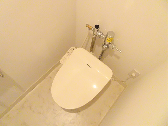 トイレ　ゆったりとした空間のトイレです