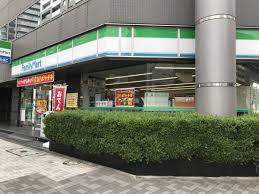 コンビニ　ファミリーマート新川中央大橋店（コンビニ）まで93m