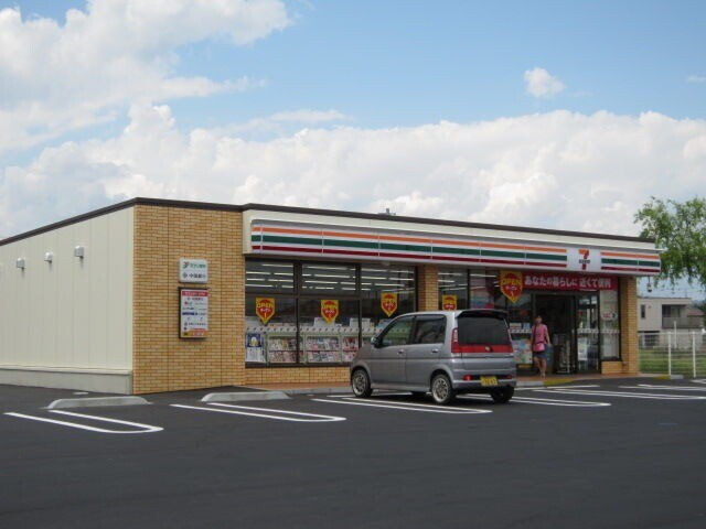 コンビニ　セブンイレブン　新倉敷駅前3丁目店（コンビニ）まで187m