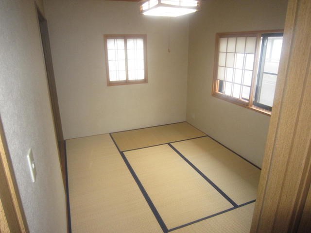 その他設備　全室照明付き