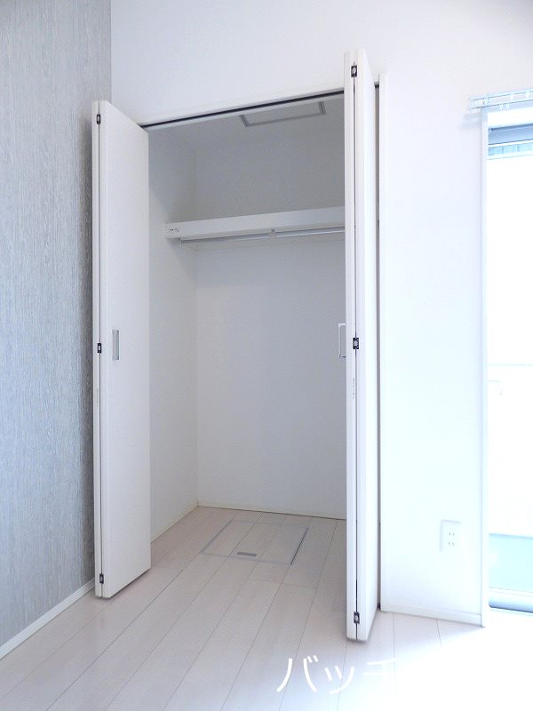 収納　同型タイプの為、現状を優先致します。