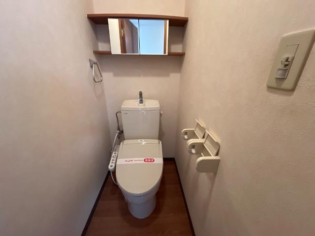 トイレ　シャワー付トイレ