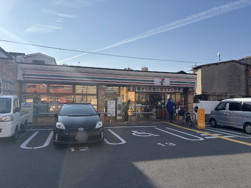 コンビニ　セブンイレブン大阪大宮3丁目店（コンビニ）まで553m