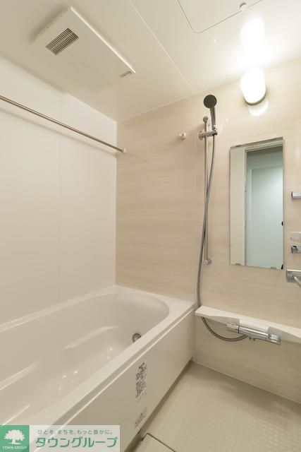 バス・シャワールーム　※写真は同タイプ住戸です。
