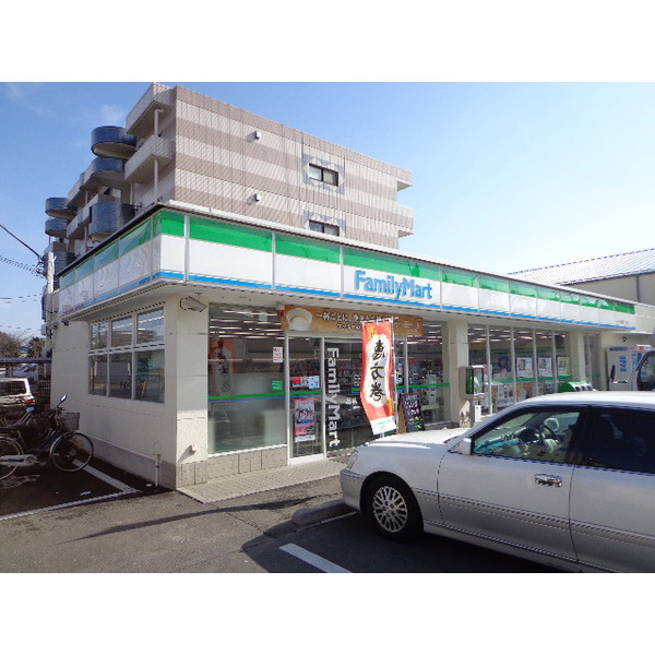 コンビニ　ファミリーマートさいたま西堀三丁目店（コンビニ）まで244m