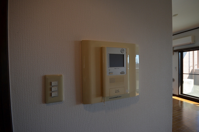 セキュリティ　同物件別号室のものです。