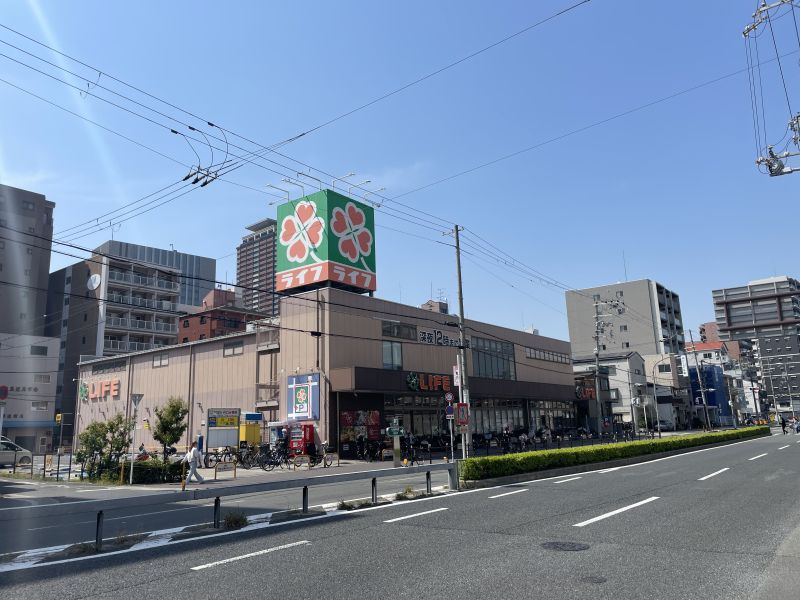 スーパー　ライフ玉造店（スーパー）まで107m