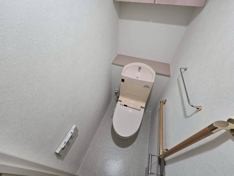 トイレ　トイレです。ウォシュレット付を探している方、おすすめです！