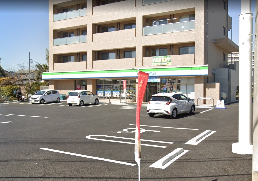コンビニ　ファミリーマート 八洋さいたま上大久保店（コンビニ）まで684m
