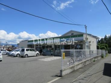 コンビニ　ファミリーマート宝１丁目店（コンビニ）まで395m