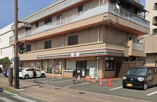 コンビニ　セブンイレブン　岡山東中央町店（コンビニ）まで152m