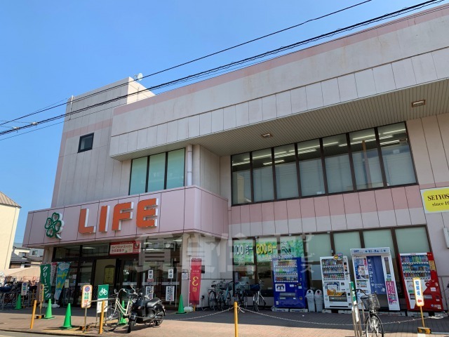 スーパー　ライフ　西陣店（スーパー）まで444m