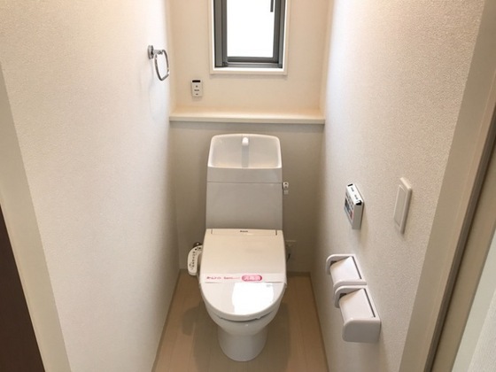 トイレ　※別部屋の写真です