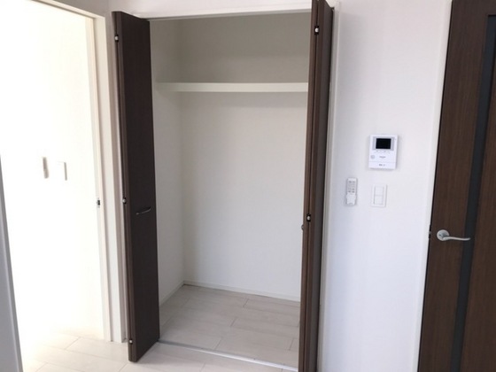 収納　※別部屋の写真です