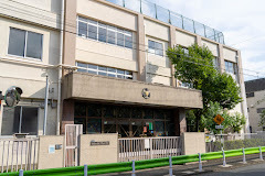 小学校　雪谷小学校（小学校）まで581m