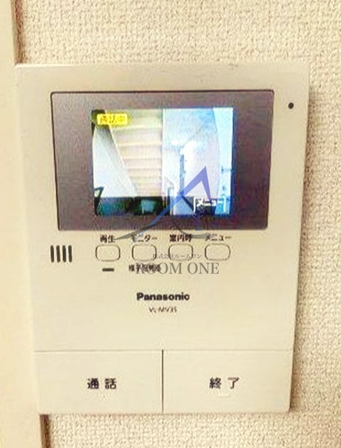 セキュリティ　モニター付きインターホンです。
