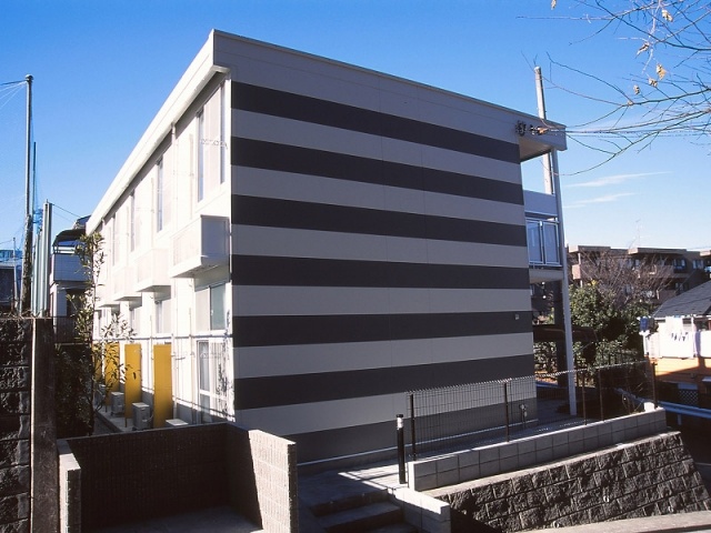建物外観　ヒルズ生田