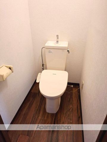 ＪＲ東海道本線 六合駅 徒歩16分 3階建 築33年のトイレ写真