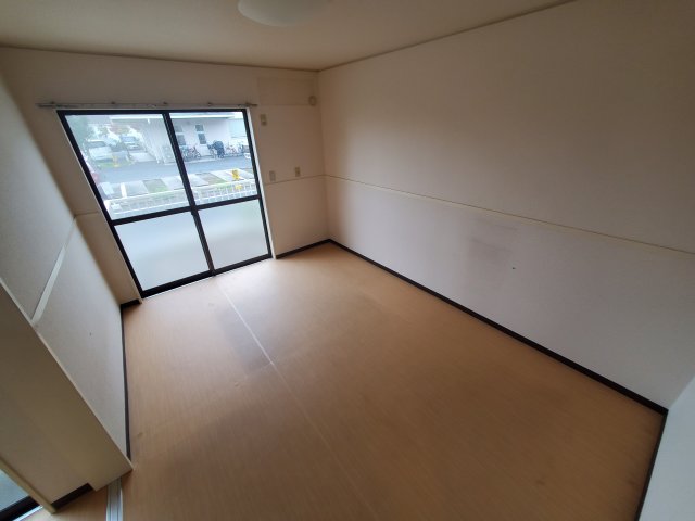 居室・リビング　ゆったり過ごせる居間です